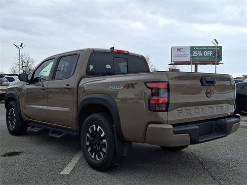 Used 2022 Nissan Frontier PRO-4X w/ Off-Road Protection Package image 7