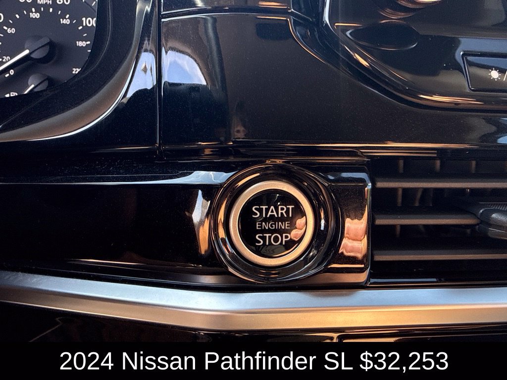 Used 2024 Nissan Pathfinder SL AWD/4WD image 30