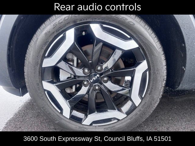 Used 2024 Kia Telluride S w/ S Sunroof Package AWD/4WD image 12