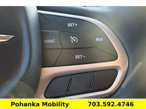 Used 2024 Chrysler Voyager LX FWD image 15