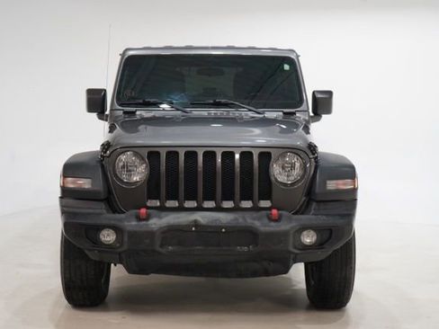 Used 2019 Jeep Wrangler Unlimited Sport S image 2