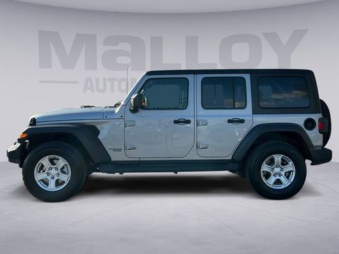 Used 2020 Jeep Wrangler Unlimited Sport S image 2