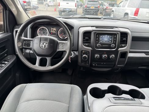 Used 2016 RAM 1500 Tradesman w/ Popular Equipment Group AWD/4WD image 11