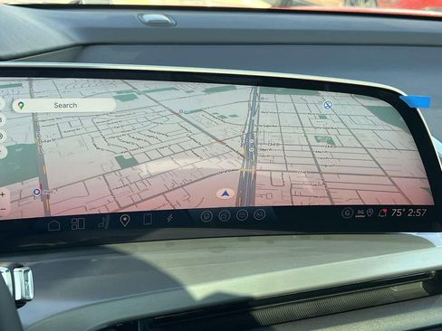 New 2026 Cadillac Vistiq Premium Luxury AWD/4WD image 19