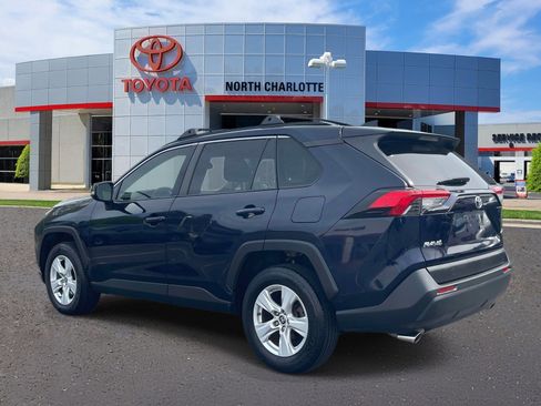 Used 2019 Toyota RAV4 XLE w/ Convenience Package image 5