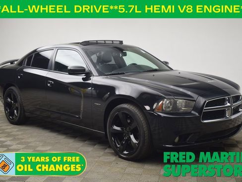 Used 2013 Dodge Charger R/T image 1
