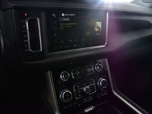 Used 2022 GMC Yukon Denali w/ Denali Ultimate Package image 18