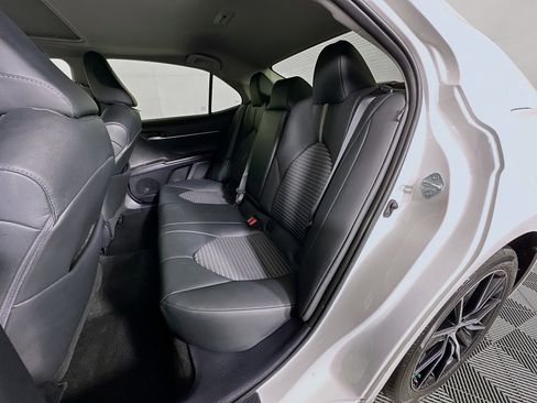 Used 2024 Toyota Camry SE w/ Convenience Package image 26