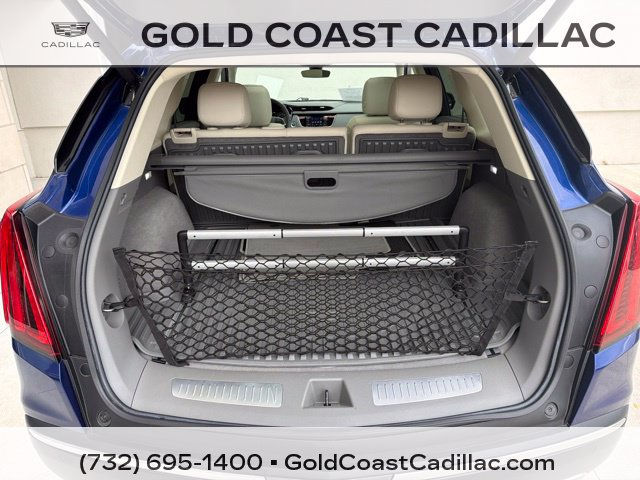 Used 2023 Cadillac XT5 Premium Luxury w/ LPO, Floor Liner Package AWD/4WD image 10