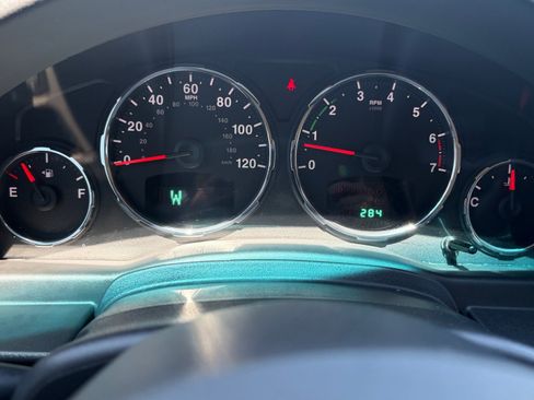 Used 2012 Jeep Liberty Limited Jet w/ Comfort/Convenience Group AWD/4WD image 22