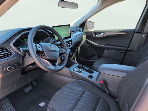 New 2026 Ford Escape Active w/ Active Premium Tech Pack image 8