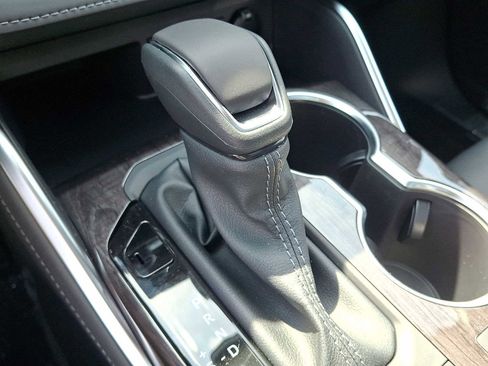 New 2026 Toyota Highlander Platinum AWD/4WD image 15
