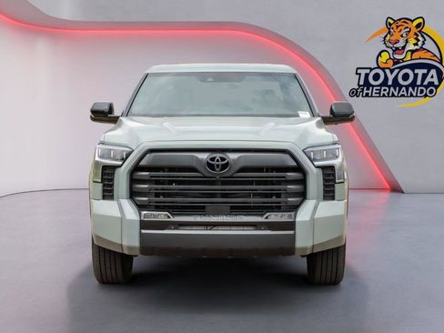 Used 2026 Toyota Tundra Limited AWD/4WD image 2