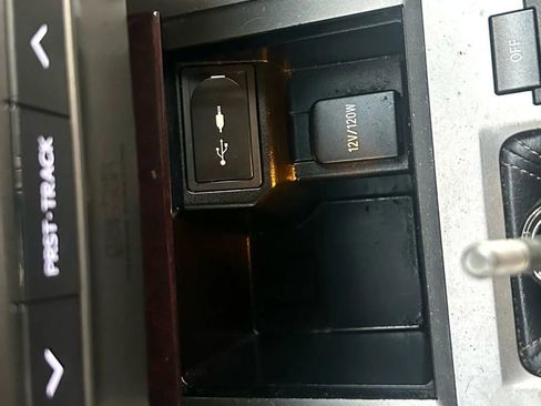 Used 2014 Lexus GX 460 Luxury image 27