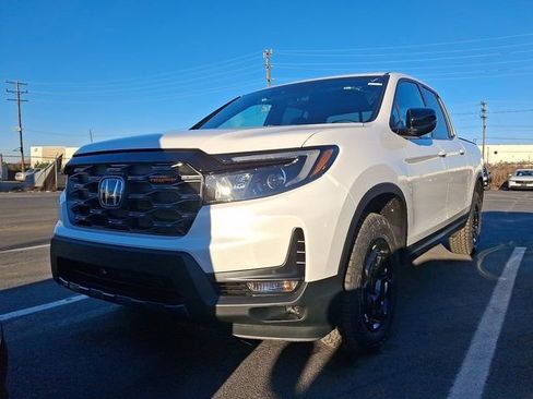 Certified 2026 Honda Ridgeline TrailSport+ image 2