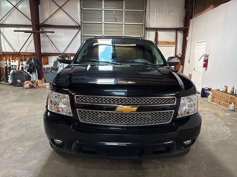 Used 2010 Chevrolet Tahoe LTZ AWD/4WD image 9