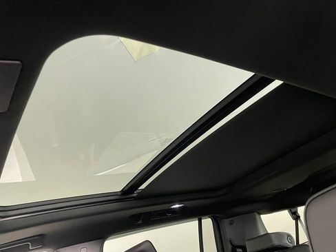 New 2026 GMC Yukon XL Denali w/ Denali Reserve Package image 12