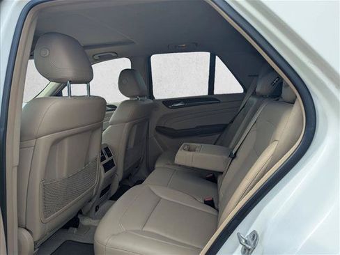 Used 2015 Mercedes-Benz ML 350 4MATIC image 13