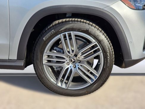 Certified 2026 Mercedes-Benz GLS 450 4MATIC image 11