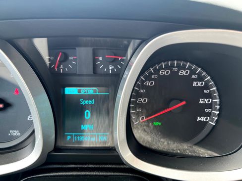 Used 2014 Chevrolet Equinox LS image 17