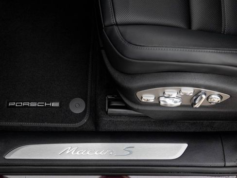 New 2026 Porsche Macan S image 21