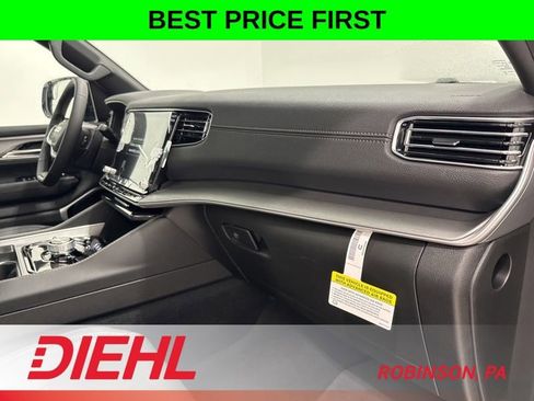 New 2026 Jeep Grand Wagoneer Limited AWD/4WD image 20