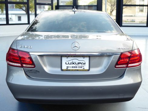 Used 2015 Mercedes-Benz E 350 4MATIC Sedan image 9