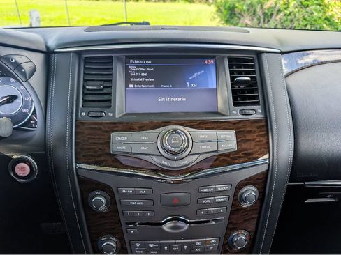 Used 2017 Nissan Armada Platinum AWD/4WD image 30