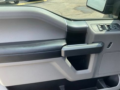 Used 2018 Ford F150 XLT w/ Equipment Group 301A Mid AWD/4WD image 12