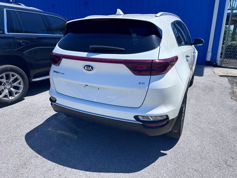 Used 2020 Kia Sportage EX FWD image 9