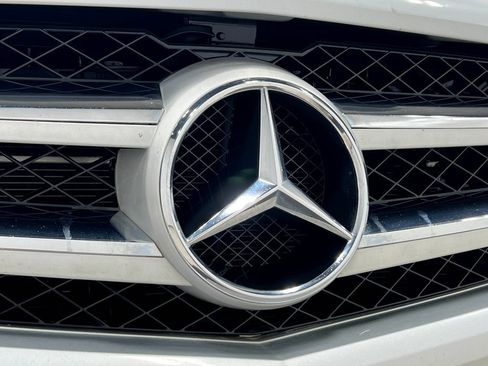 Used 2012 Mercedes-Benz GLK 350 4MATIC image 38