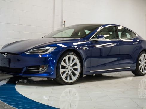 Used 2020 Tesla Model S Long Range image 4