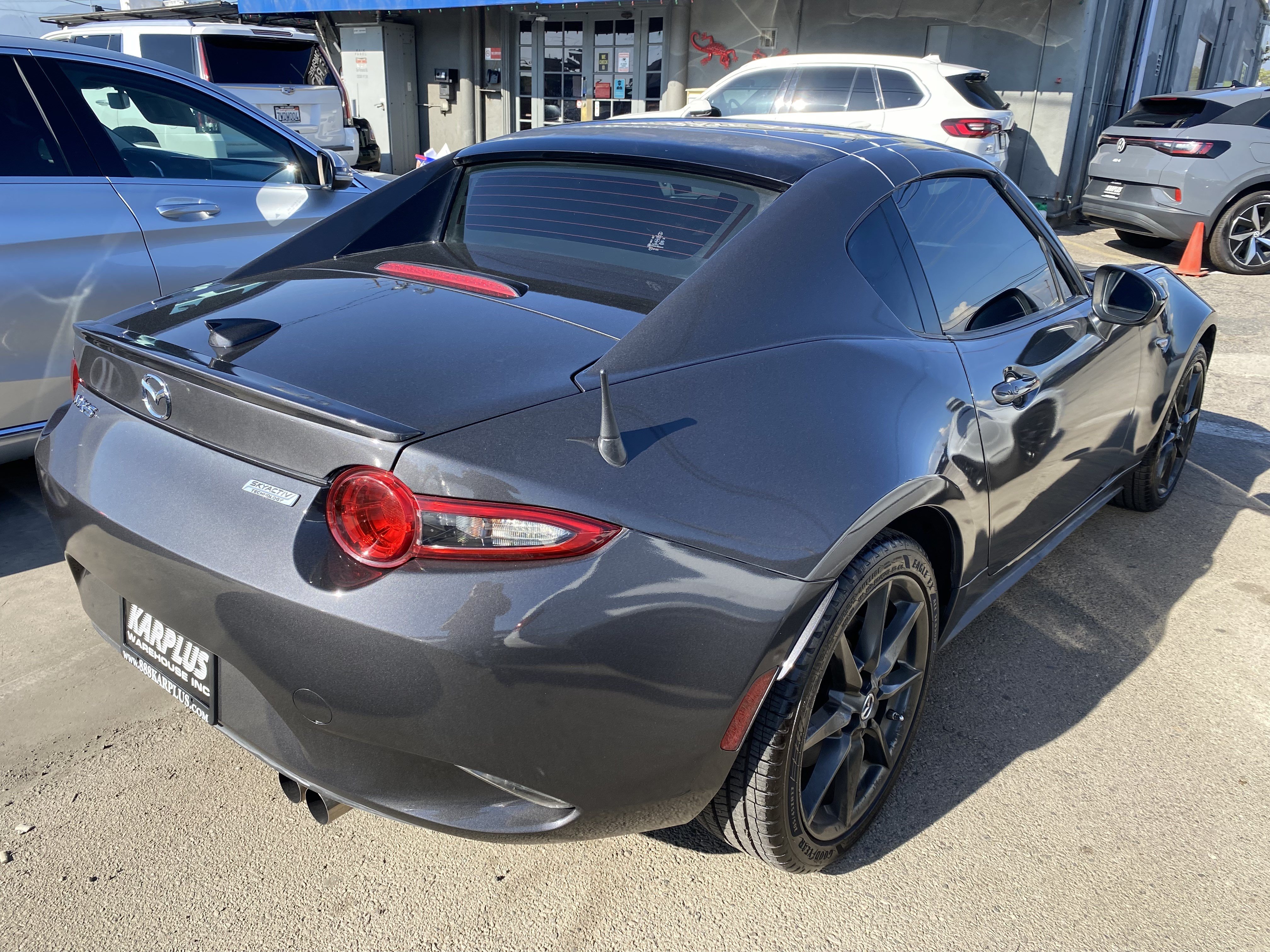 Used 2018 MAZDA MX-5 Miata RF Club RWD image 7
