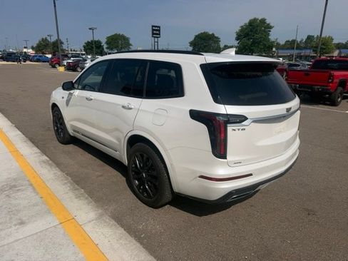 Used 2024 Cadillac XT6 Sport w/ Technology Package AWD/4WD image 10