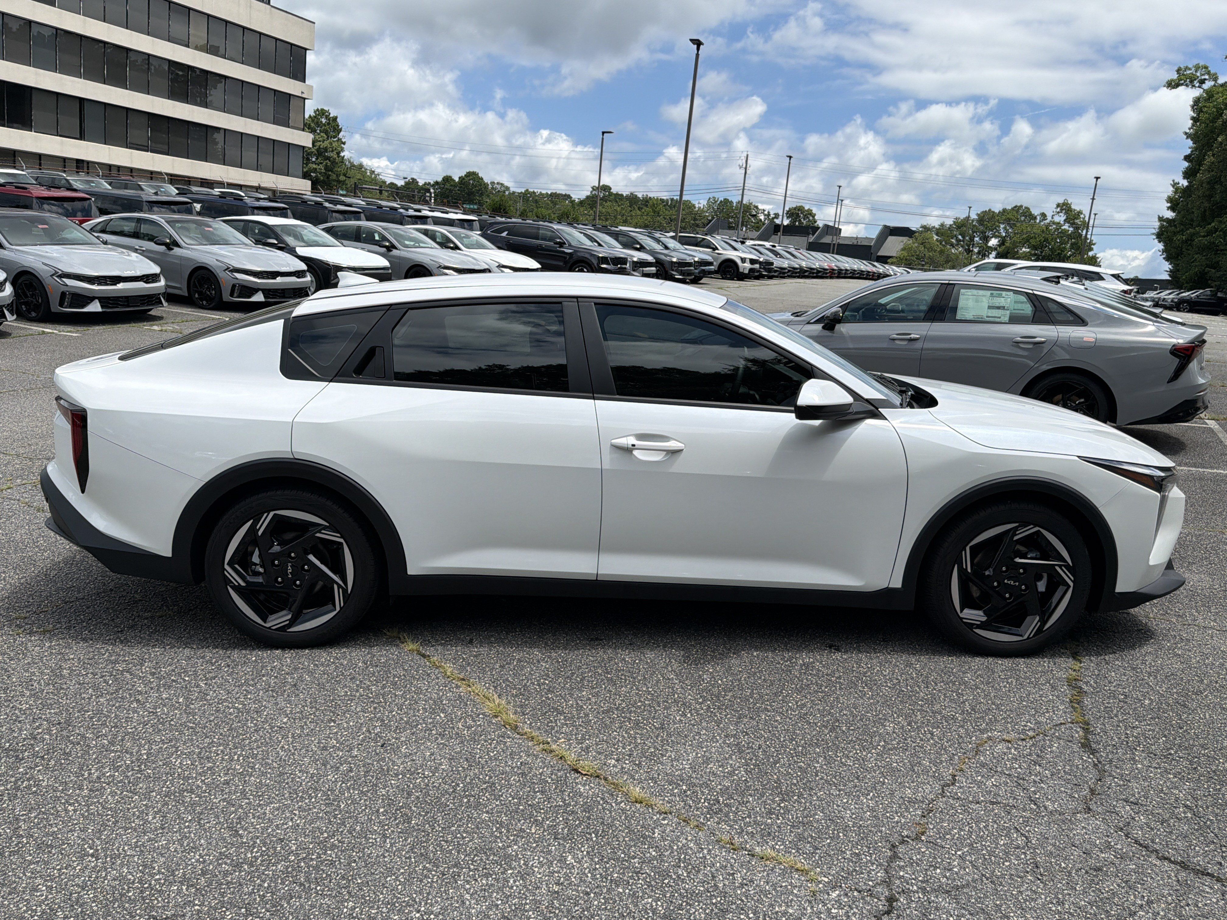 Certified 2025 Kia K4 EX FWD image 8