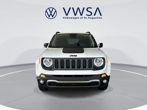 Used 2023 Jeep Renegade Latitude AWD/4WD image 3