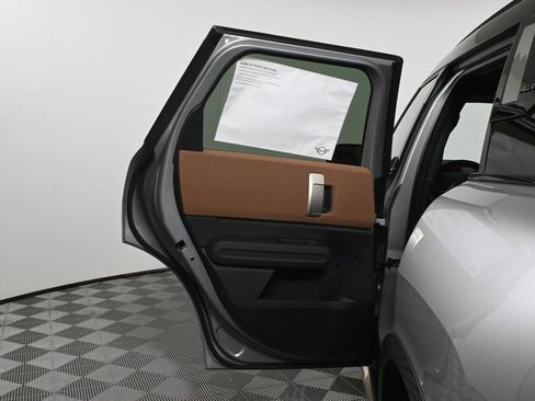 Used 2025 MINI Cooper Countryman SE w/ Comfort Package Max image 33