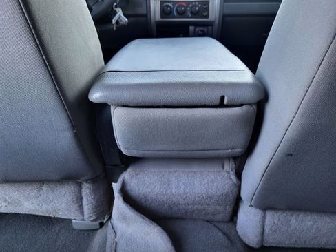 Used 2006 Dodge Dakota SLT image 14