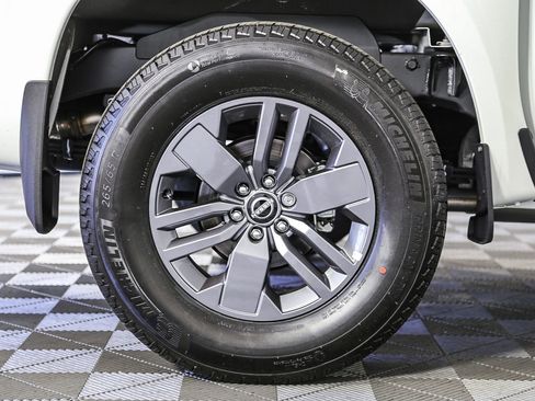 New 2025 Nissan Frontier SV image 11