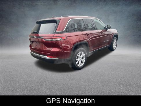 Used 2022 Jeep Grand Cherokee Limited image 6