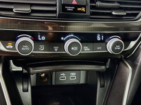 Used 2022 Honda Accord Sport image 17