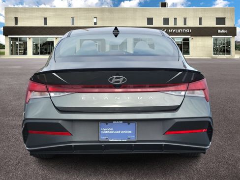 Certified 2025 Hyundai Elantra Sport w/ Cargo Package image 4
