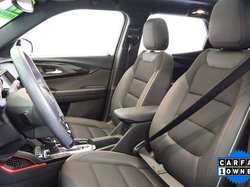 Used 2023 Chevrolet TrailBlazer RS w/ Sun and Liftgate Package FWD image 23