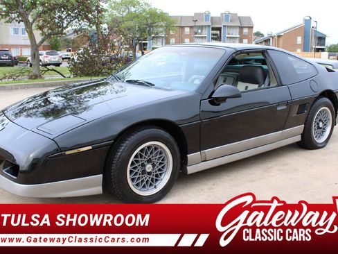 Used 1987 Pontiac Fiero GT RWD image 1