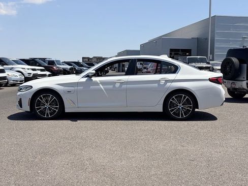 Used 2023 BMW 530e w/ Premium Package RWD image 9