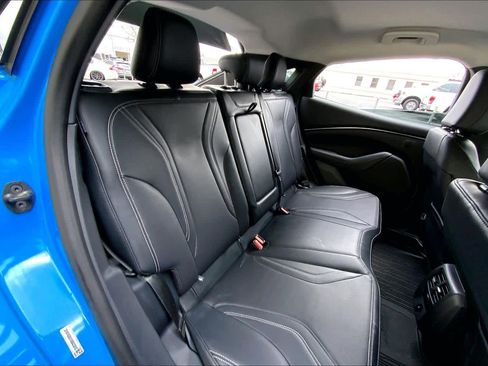 Used 2024 Ford Mustang Mach-E Premium image 19