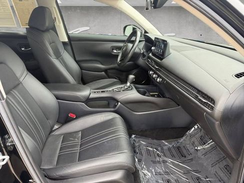 Used 2023 Honda HR-V EX-L image 24