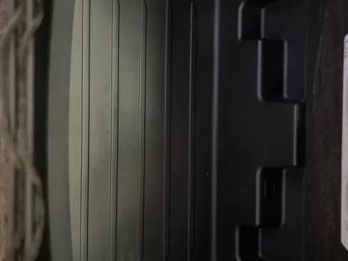 Used 2019 Chevrolet Traverse LT image 12