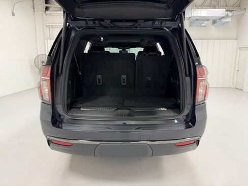 Certified 2022 Chevrolet Tahoe Z71 w/ Luxury Package AWD/4WD image 26