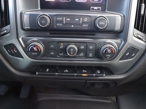 Used 2017 Chevrolet Silverado 1500 LT w/ Midnight Edition image 12